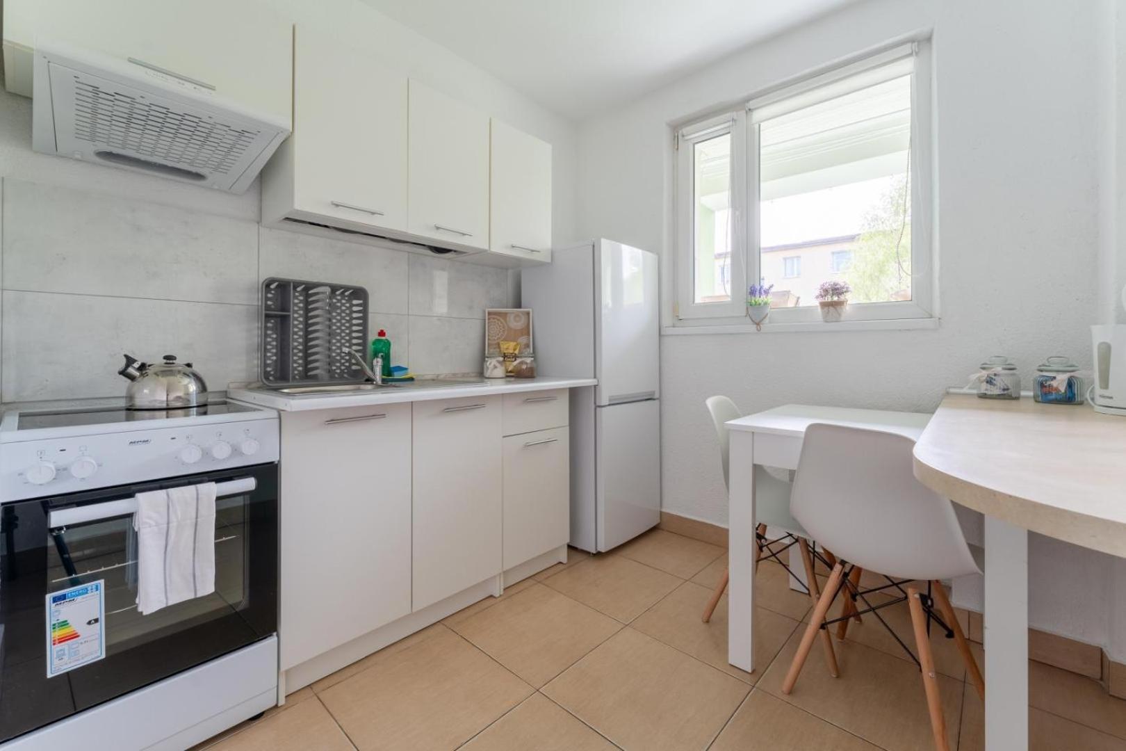 Apartament Gold - 2 Osobne Sypialnie Z Balkonem - Spaceapart Еленя-Гура Экстерьер фото